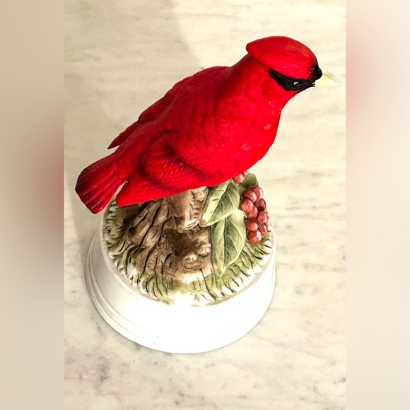 Red Cardinal Bird Figurine Ceramic Decorative Accent - Picture 6 of 7